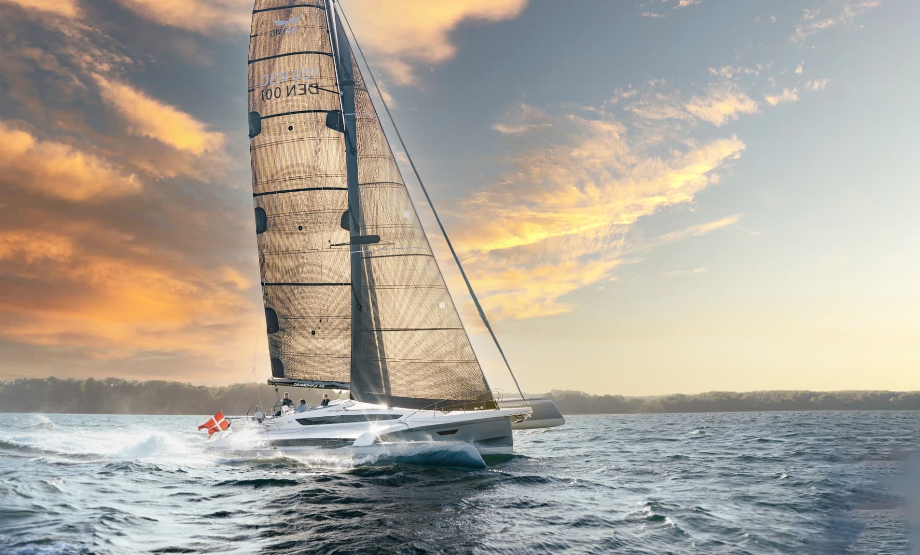 Dragonfly Trimarans Dragonfly 40